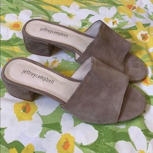 [Jeffrey Campbell] suede heeled mules